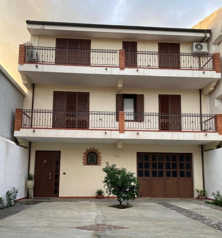 La Coccinella Rooms Milazzo Archi  Экстерьер фото